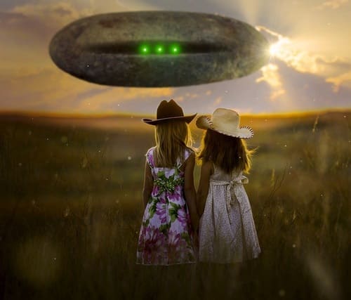 Wearside UFO Sighting - Sunderland community website - 2 girls and spaceship
